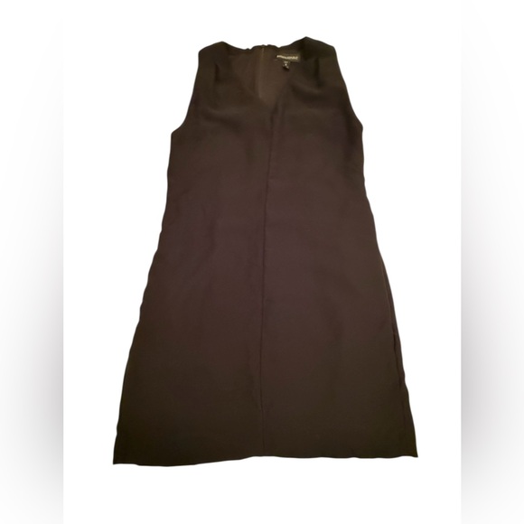 Banana Republic Dresses & Skirts - Banana Republic Women’s Black Sleeveless V-Neck Shift Dress Petite 0 Side Pocket